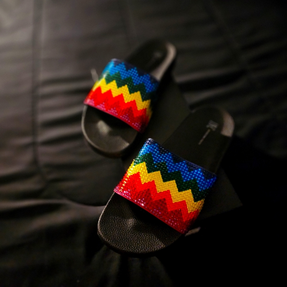 Womens slides